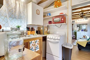 Cottage w/ Fire Pit & Lake Access in Waterloo!