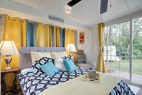 Cottage w/ Fire Pit & Lake Access in Waterloo!