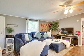 Screened Porch w/ Lake Views: Waterloo Home!