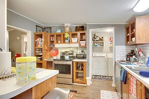 Screened Porch w/ Lake Views: Waterloo Home!