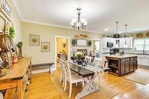 Georgia Countryside Home: 3 Mi to Wild Adventures!