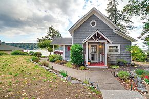 Bayfront Home w/ Private Beach in Vaughn!