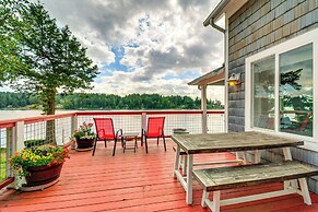Bayfront Home w/ Private Beach in Vaughn!