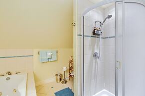 Bayfront Home w/ Private Beach in Vaughn!