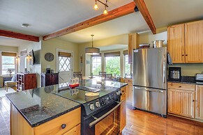 Bayfront Home w/ Private Beach in Vaughn!