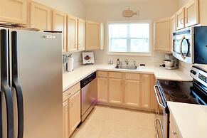 4 Mi to Beach: Lewes Townhome w/ Ping-pong Table