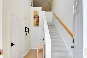 4 Mi to Beach: Lewes Townhome w/ Ping-pong Table