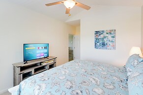 4 Mi to Beach: Lewes Townhome w/ Ping-pong Table