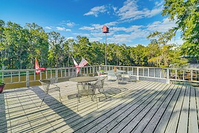 Lakefront Home: Deck, Grills & Fire Pit in Karnack