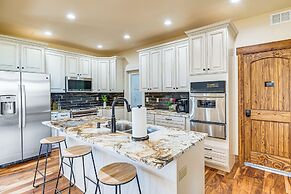 Mtn-view Home w/ Public Land Access in Guffey!