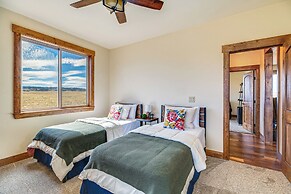 Mtn-view Home w/ Public Land Access in Guffey!