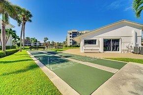 2 Mi to Fort Pierce Jetty: Coastal Florida Condo