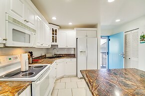 2 Mi to Fort Pierce Jetty: Coastal Florida Condo