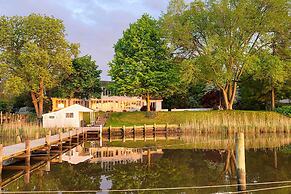 Pet-friendly Home on Chester River w/ Dock!