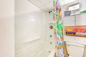 Pet-friendly Home w/ Hot Tub Near the Hamptons!