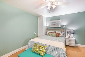 Pet-friendly Home w/ Hot Tub Near the Hamptons!