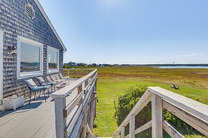 Walk to the Beach: Pet-friendly Gem in Biddeford!
