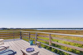 Walk to the Beach: Pet-friendly Gem in Biddeford!