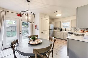 Chic Home ~ 2 Mi to TTU w/ Grill & Yard in Lubbock