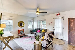 Chic Home ~ 2 Mi to TTU w/ Grill & Yard in Lubbock