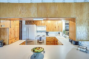 Spokane River Access & Fire Pit: Post Falls Cabin