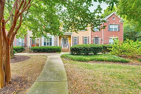 3 Mi to Avalon: Townhome w/ Balcony in Alpharetta!