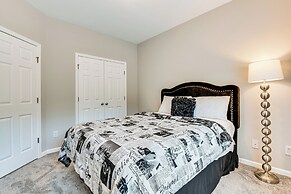 3 Mi to Avalon: Townhome w/ Balcony in Alpharetta!