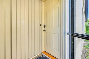 Sunny Canal-view Villa w/ Lanai in Sebring!