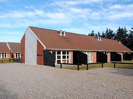 6 Person Holiday Home on a Holiday Park in Blavand