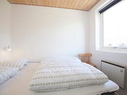 6 Person Holiday Home on a Holiday Park in Blavand