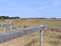 Lovely Holiday Home in Texel Near Sea