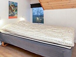 10 Person Holiday Home on a Holiday Park