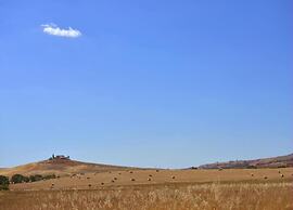 Modern Farmhouse in Pienza With Pool