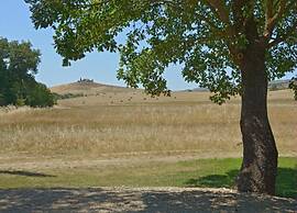 Modern Farmhouse in Pienza With Pool