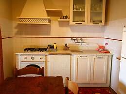 Modern Farmhouse in Pienza With Pool