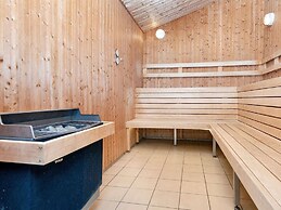 4 Person Holiday Home on a Holiday Park in Hemmet