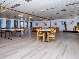 5 Person Holiday Home on a Holiday Park in Glesborg