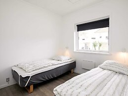 6 Person Holiday Home on a Holiday Park in Blavand