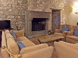 Elegant Apartments in Resort With Swimming Pool set in Nature