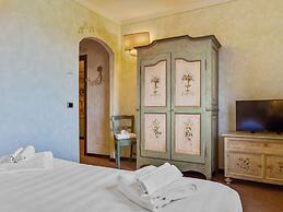 Elegant Apartments in Resort With Swimming Pool set in Nature