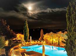 Elegant Apartments in Resort With Swimming Pool set in Nature