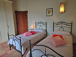 Large Holiday Home in Cagli With Pool