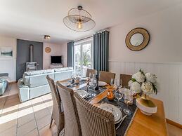 Picture-perfect Holiday Home in Sourbrodt With Garden, BBQ