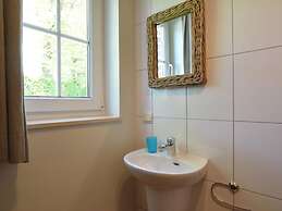 Picture-perfect Holiday Home in Sourbrodt With Garden, BBQ