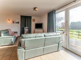 Picture-perfect Holiday Home in Sourbrodt With Garden, BBQ