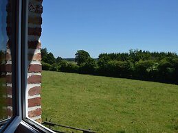 Picture-perfect Holiday Home in Sourbrodt With Garden, BBQ