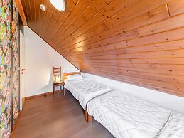 Picture-perfect Holiday Home in Sourbrodt With Garden, BBQ