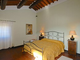 Agriturismo Near Cortona With Swimming Pool