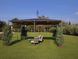 Agriturismo Near Cortona With Swimming Pool