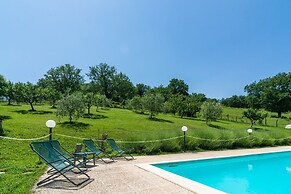 Farmhouse in Hilly Area in Gubbio With Pool